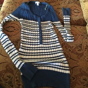 Long sleeved Sweater